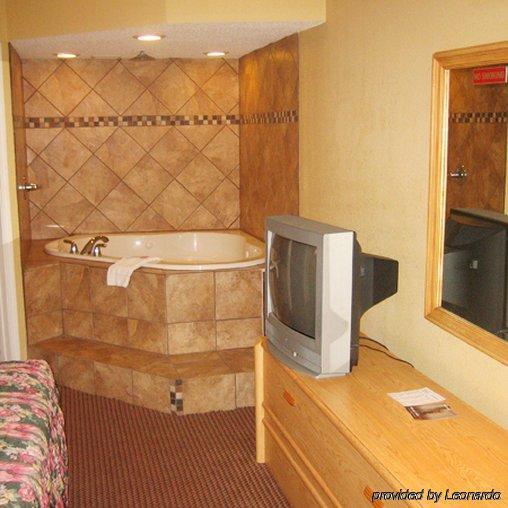 Economy Inn Little Rock Room photo