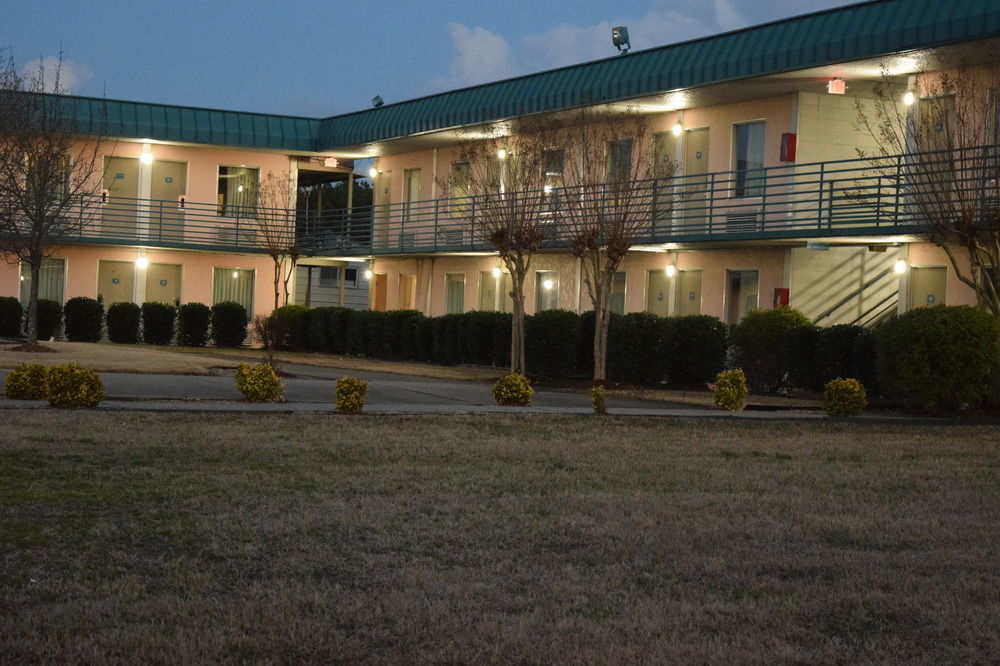 Economy Inn Little Rock Exterior photo